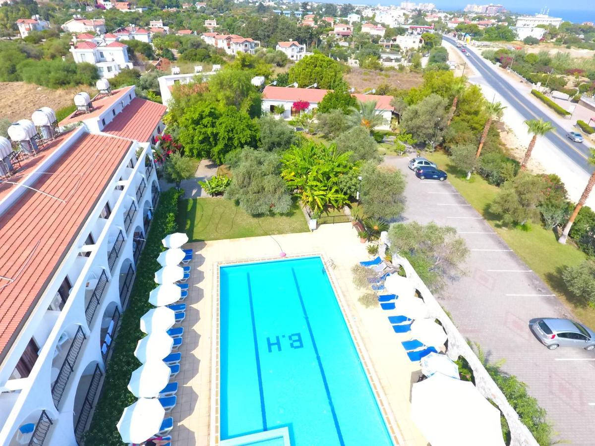 Bare Hill Holiday Apartments Krini Buitenkant foto